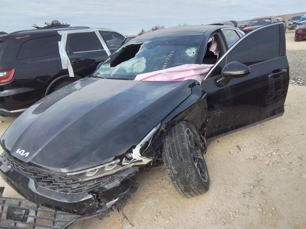 2023 KIA K5 BACK GLASS - 1004206582
