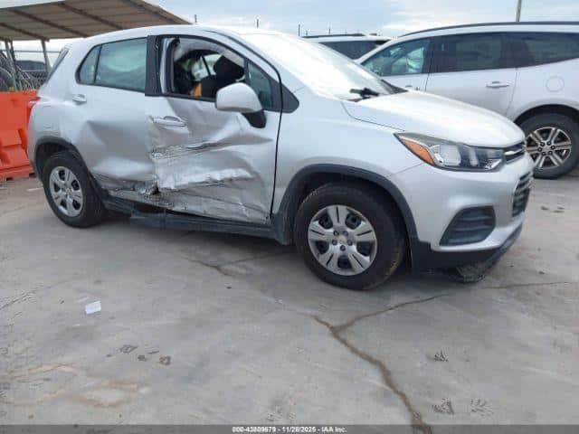 2018 CHEVROLET TRAX HOOD - 1004573116