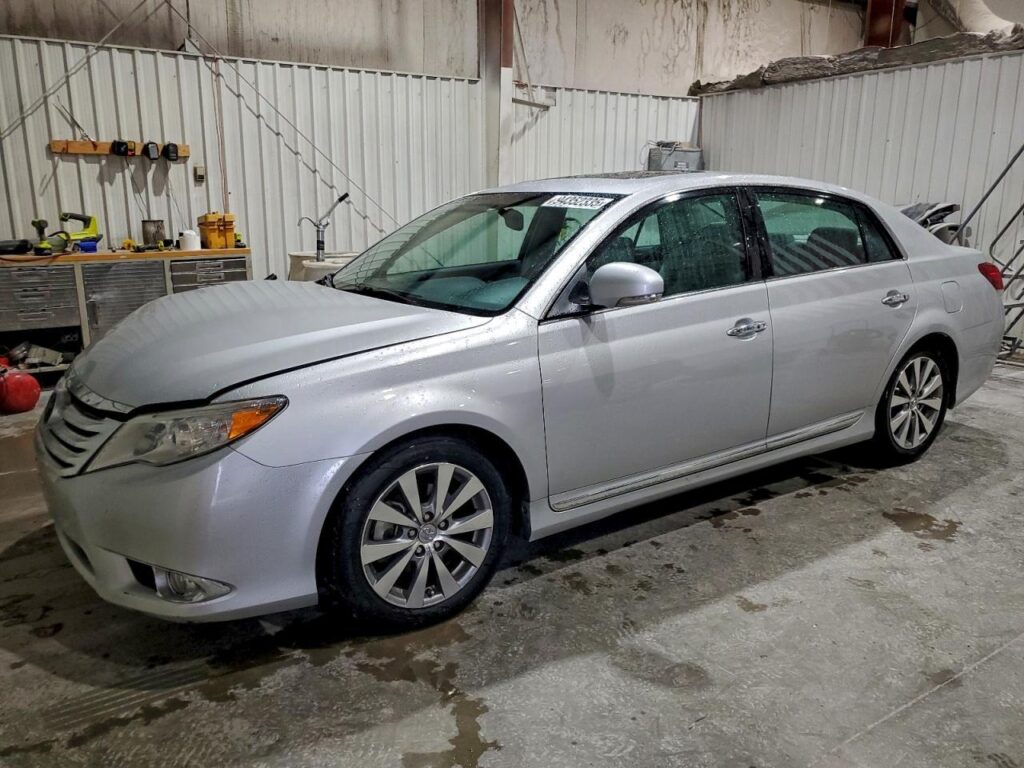2011 TOYOTA AVALON DOOR ASSEMBLY FRONT - 1004516897