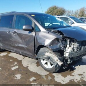 2011 TOYOTA SIENNA SEAT REAR - 1004558538