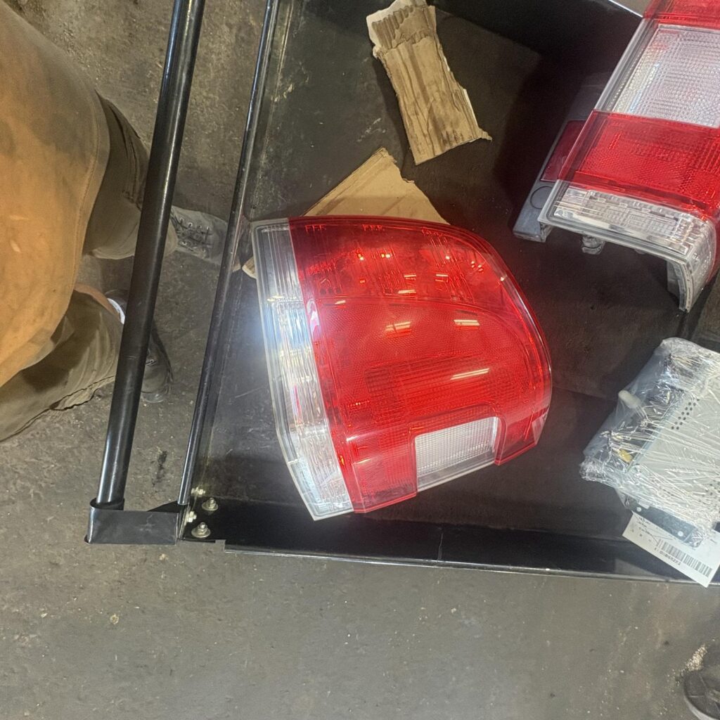 2016 LINCOLN NAVIGATOR TAIL LAMP - 1004609515
