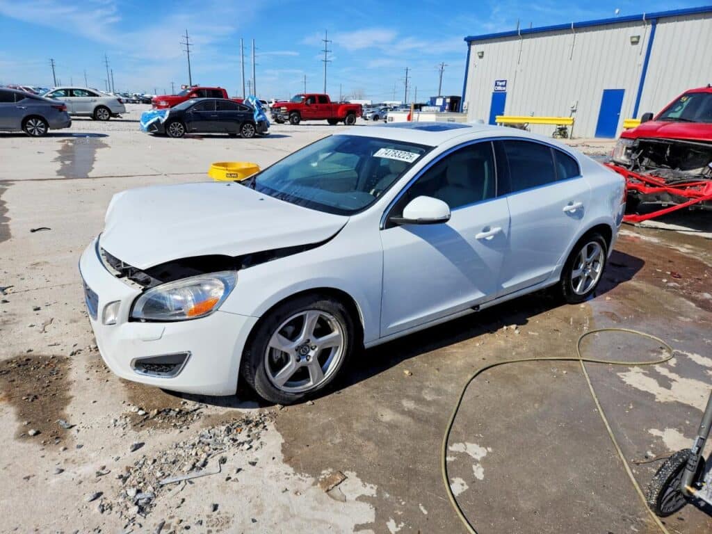 2013 VOLVO VOLVO_60_SERIES FUEL TANK - 1004596391