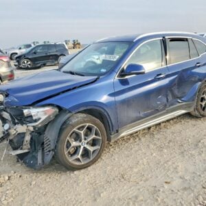 2018 BMW BMW_X1 ROOF GLASS - 1004633334