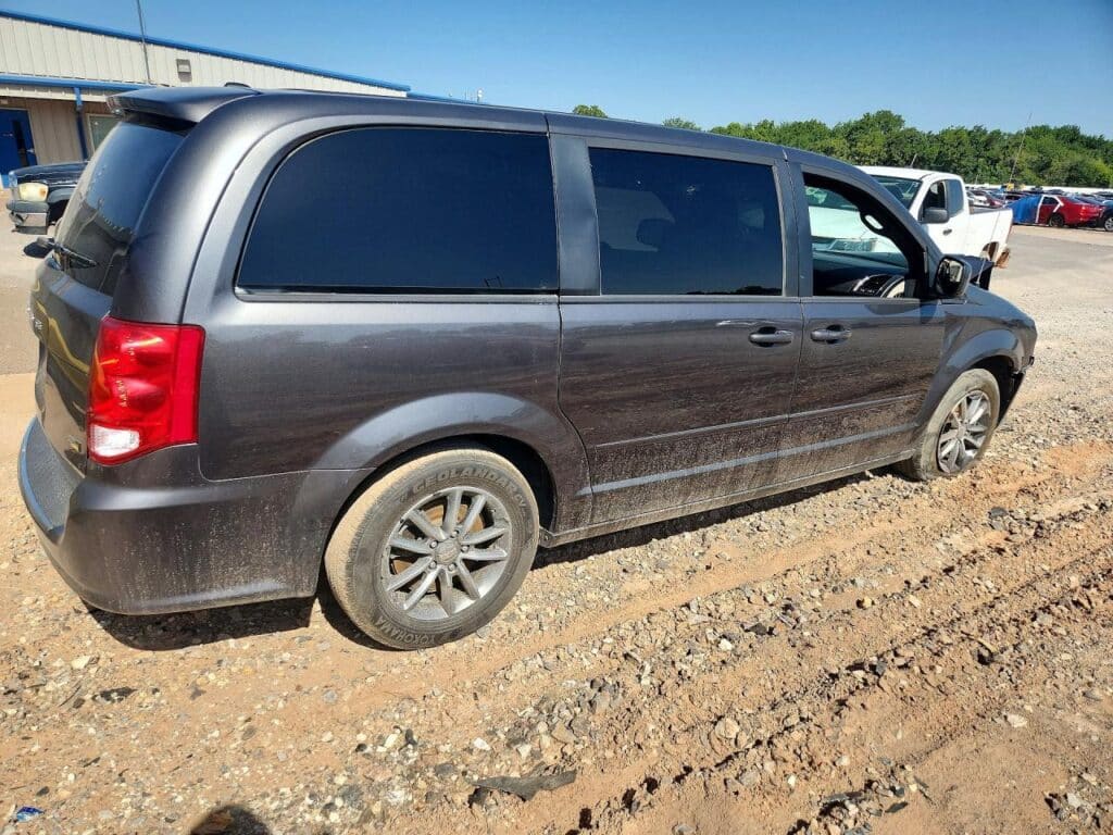 2016 DODGE CARAVAN FENDER - 1004741837