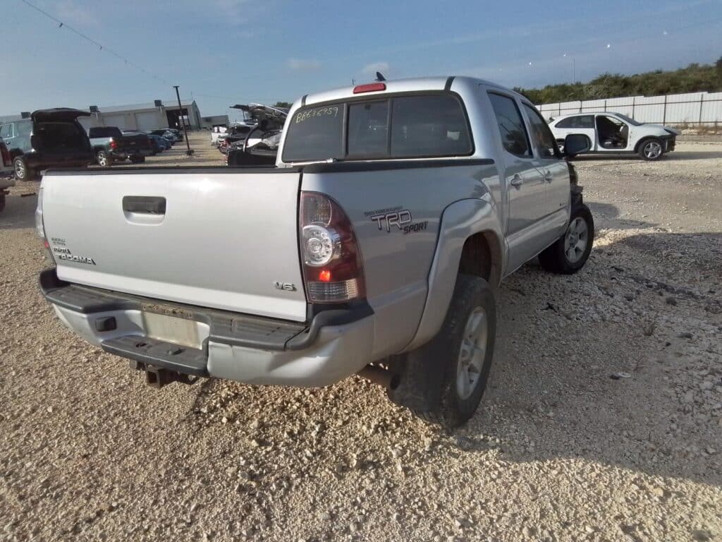 2012 TOYOTA TACOMA DOOR ASSEMBLY FRONT - 1004732884